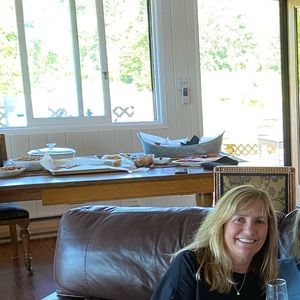 Meet your Posher, Sherry